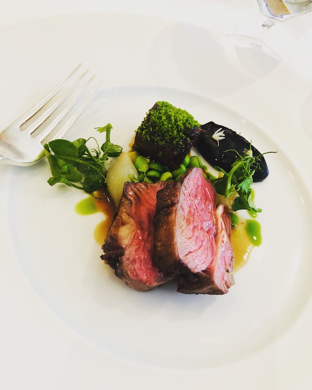 plating images of food