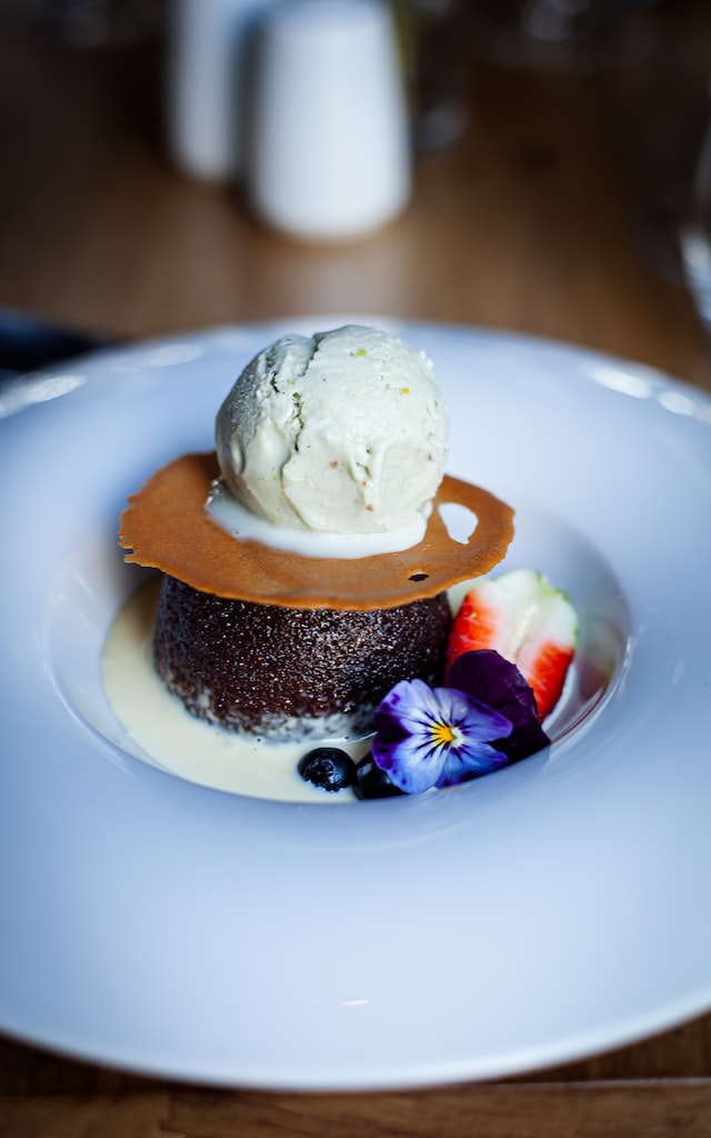 plating images of food